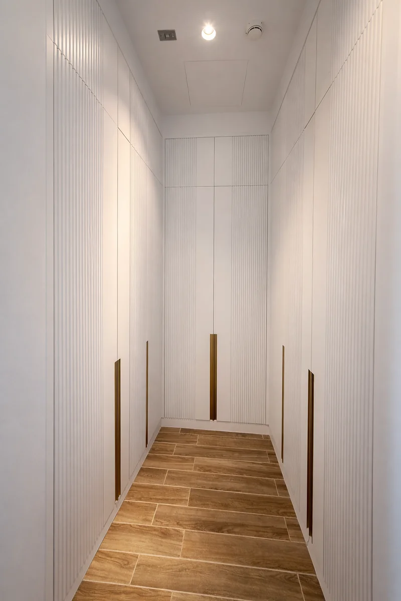 Elegant hallway and entrance interior design – Noora Tower Apartment 6801 Dubai Creative Avenue