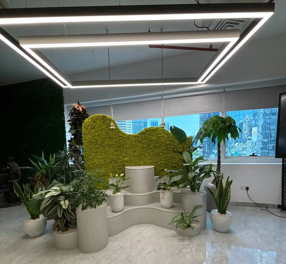 Shriji Trading DMCC – Full Office Interior & Joinery Fit-Out, Units 405 & 406, HDS Tower, JLT, Dubai